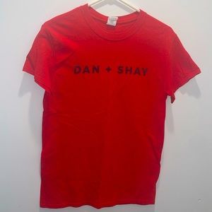 🔴4/$16: Dan + Shay t-shirt